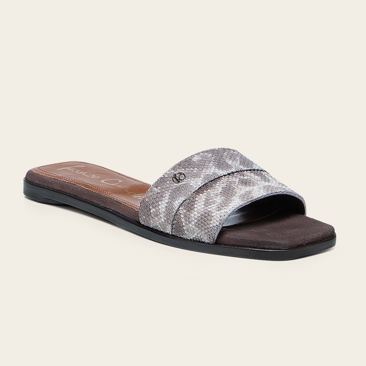 Sandalia en piel genuina de carunga para dama