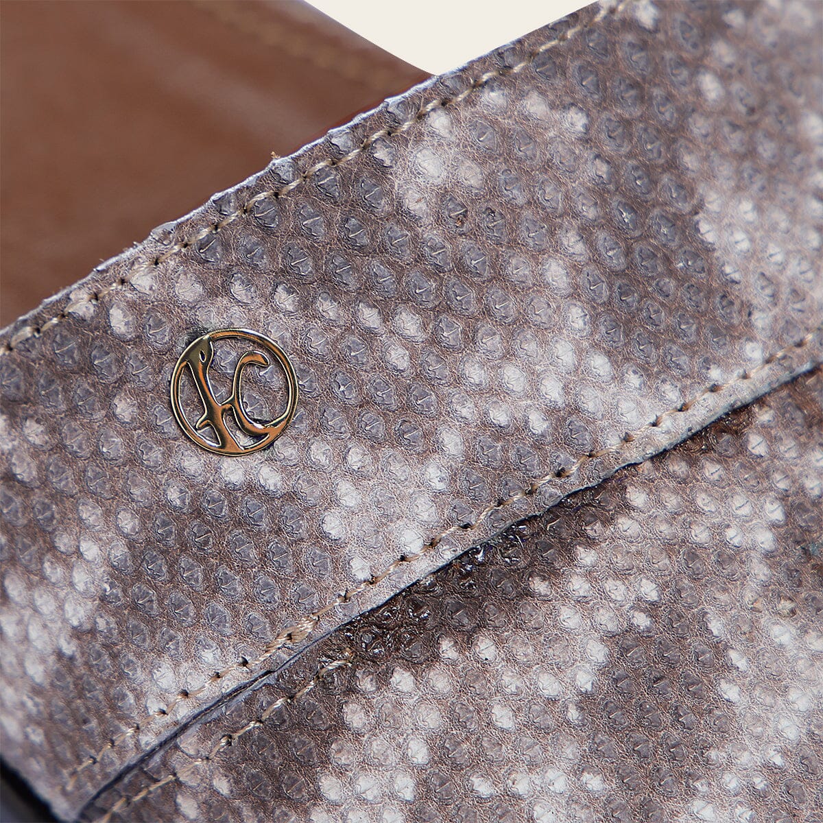 Sandalia en piel genuina de carunga para dama - Imagen 7