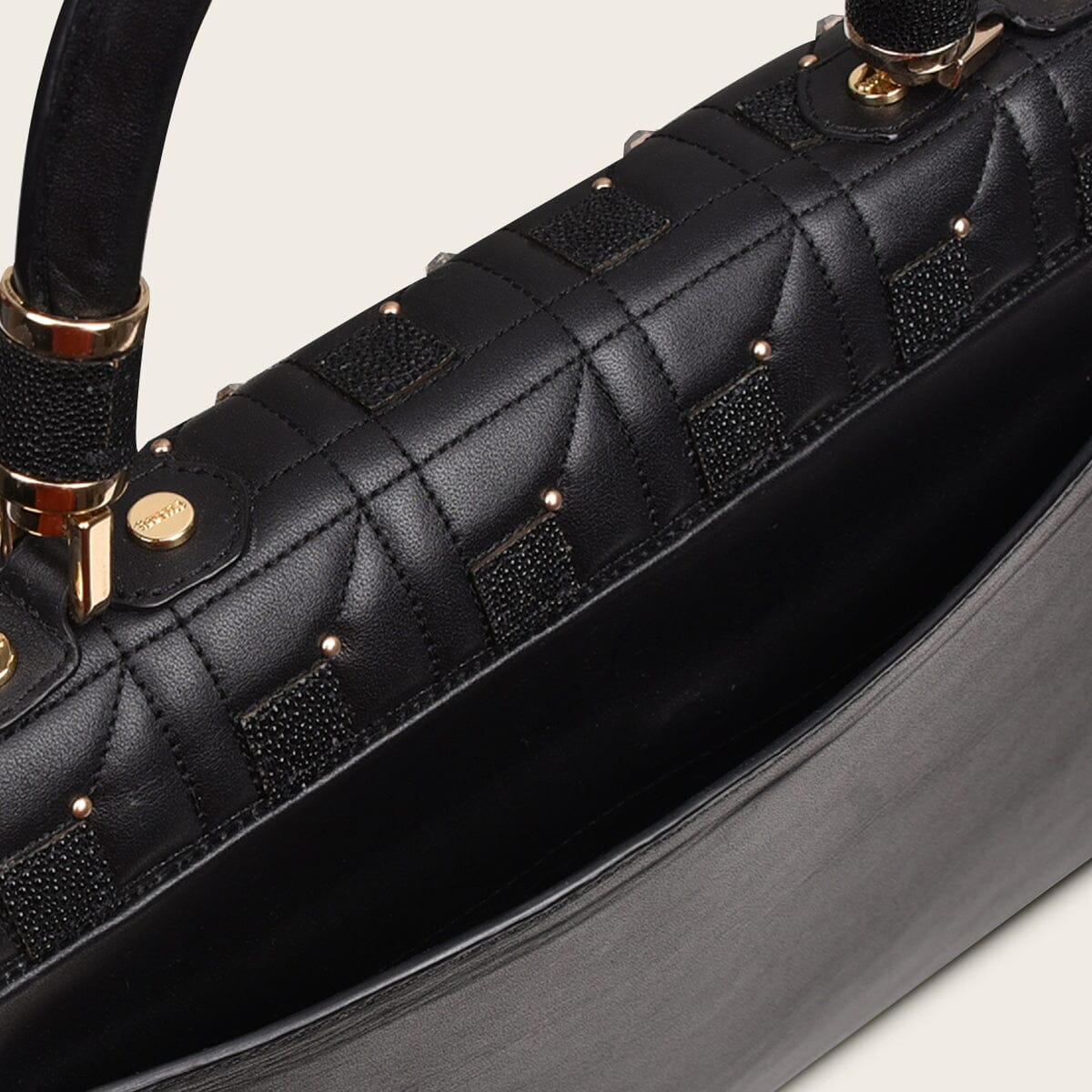 Bolso con piel de mantarraya y cristales - Imagen 8