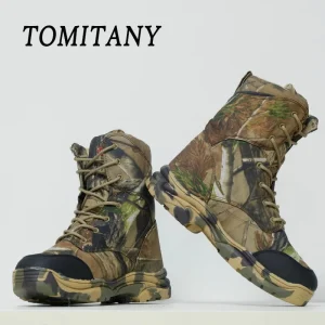 botas de camuflaje para realizar actividades al aire libre.