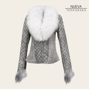 Chamarra en piel genuina de ovino con pelo de zorro para dama