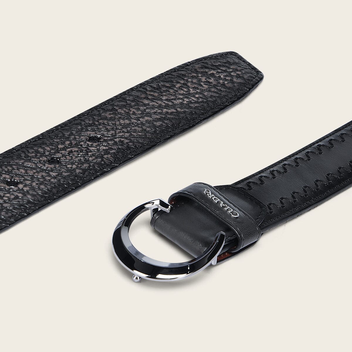 Cinturón casual en piel genuina de tiburón para caballero - Imagen 3