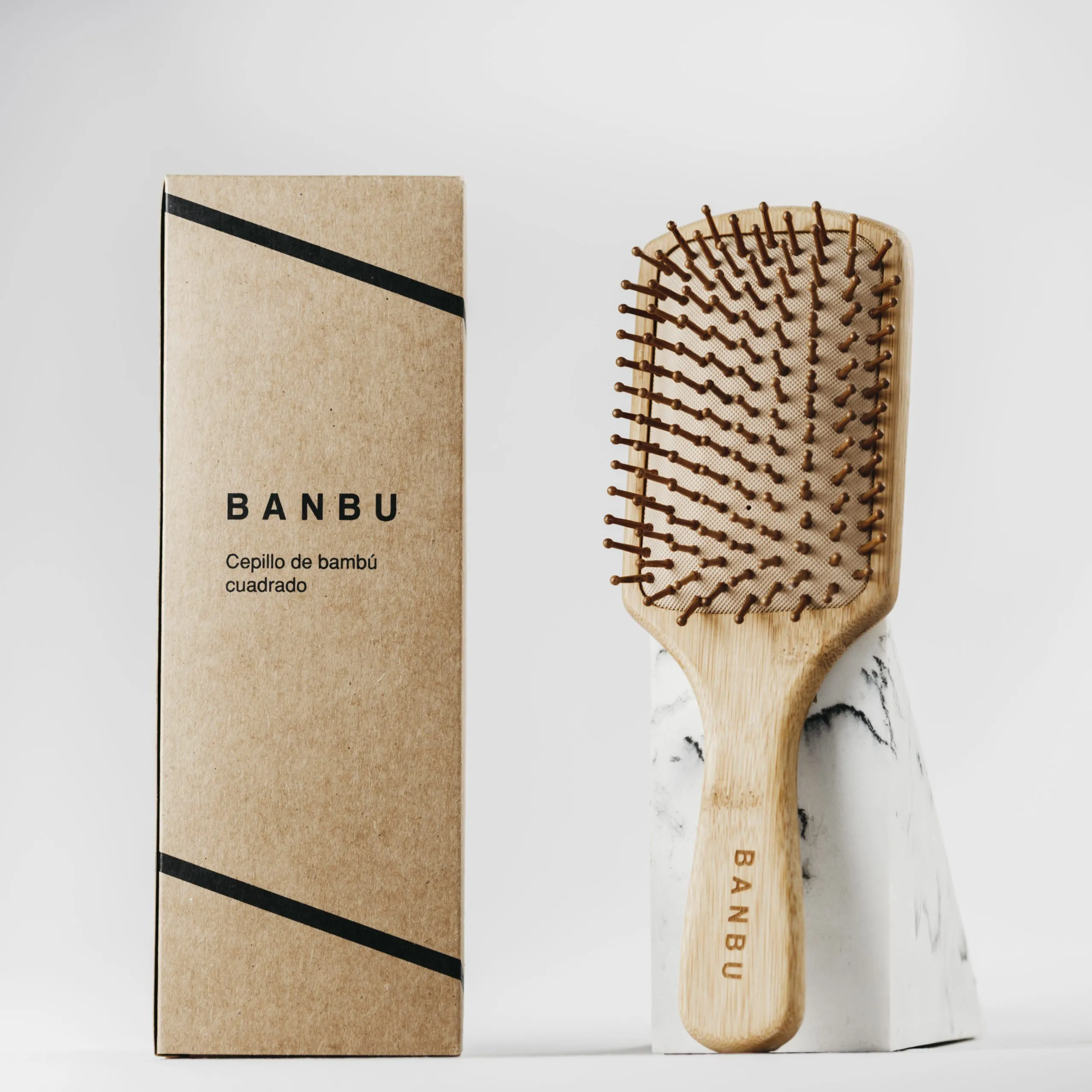 Cepillo para cabello de bambú Cuadrado - Imagen 3