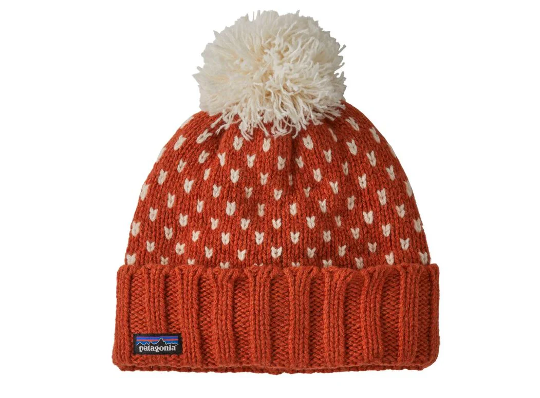 PATAGONIA SNOWBELLE BEANIE OFFSET DOT : BURNISHED RED | GORRO CON POMPON