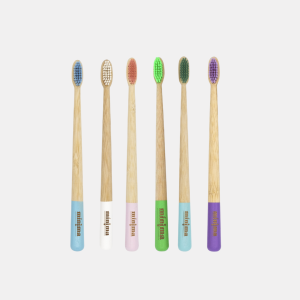 Pack ahorro cepillos de dientes de bambú de adulto