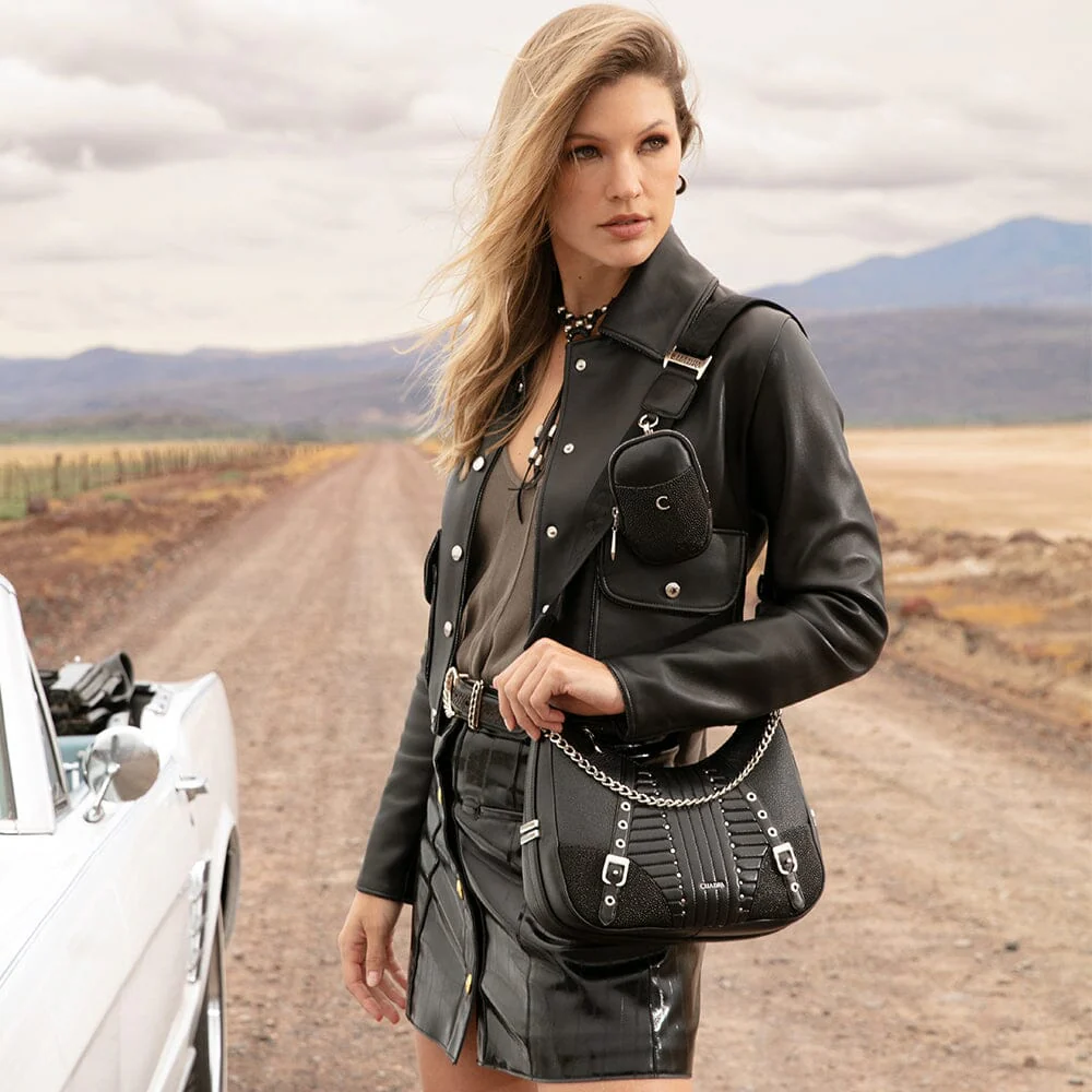 Crossbody en piel genuina de mantarraya para dama - Imagen 3