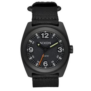 NIXON CLUTCH 42 | RELOJ TÁCTICO DE NYLON 100 M