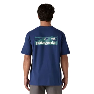 PATAGONIA BOARDSHORT LOGO POCKET RESPONSIBILI-TEE | CAMISETA DE MANGA CORTA CON BOLSILLO RECICLADA