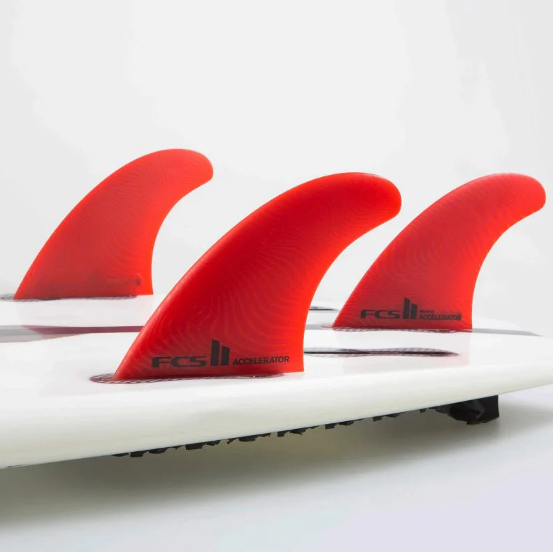 FCS II ACCELERATOR NEO GLASS ECO RED TRI FINS | JUEGO DE QUILLAS TRI-FIN - Imagen 3